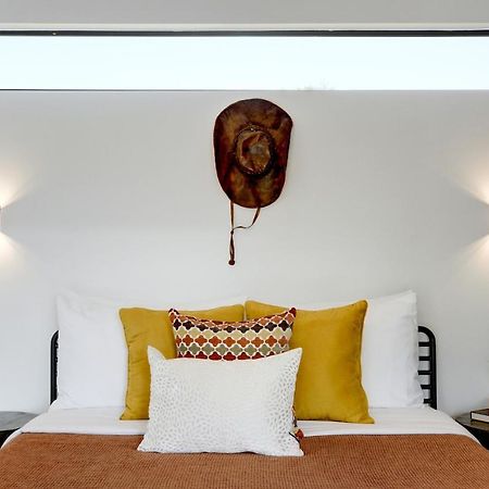 Hotel Lucky Arrow Retreat Dripping Springs Esterno foto