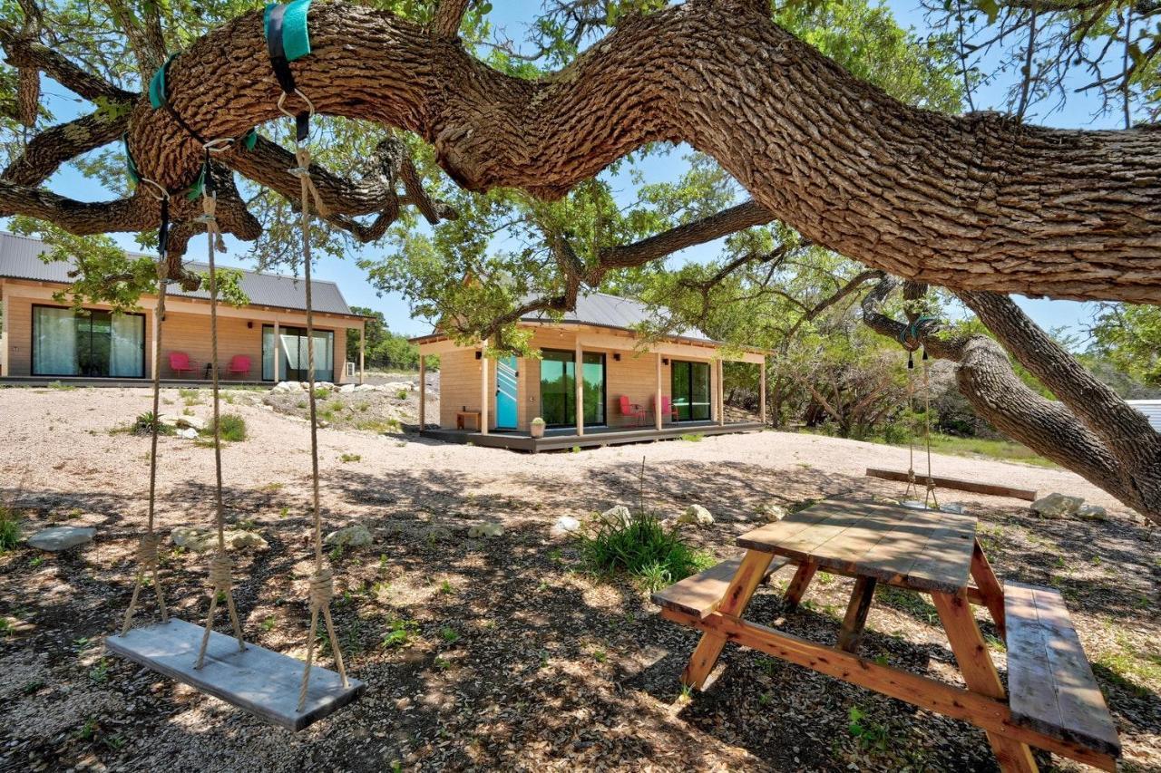 Hotel Lucky Arrow Retreat Dripping Springs Esterno foto