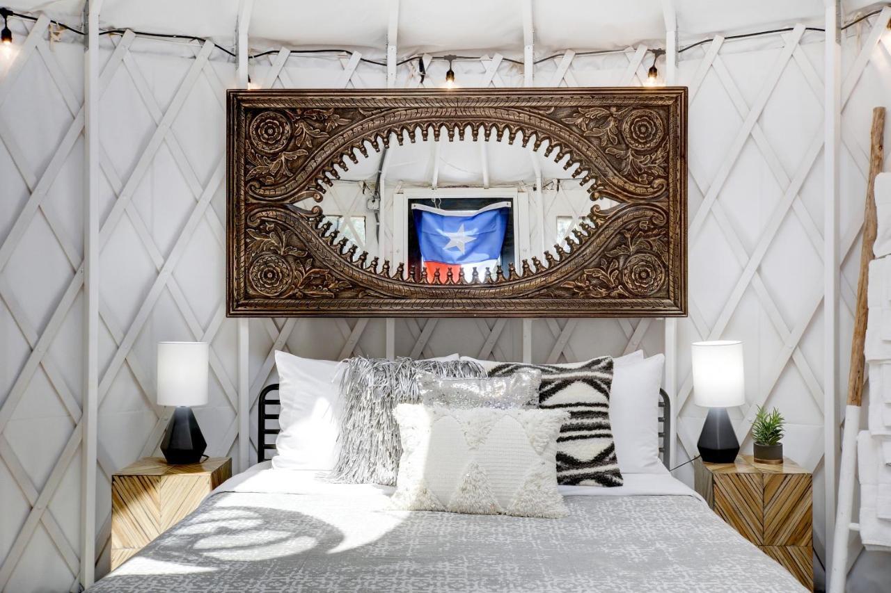 Hotel Lucky Arrow Retreat Dripping Springs Esterno foto