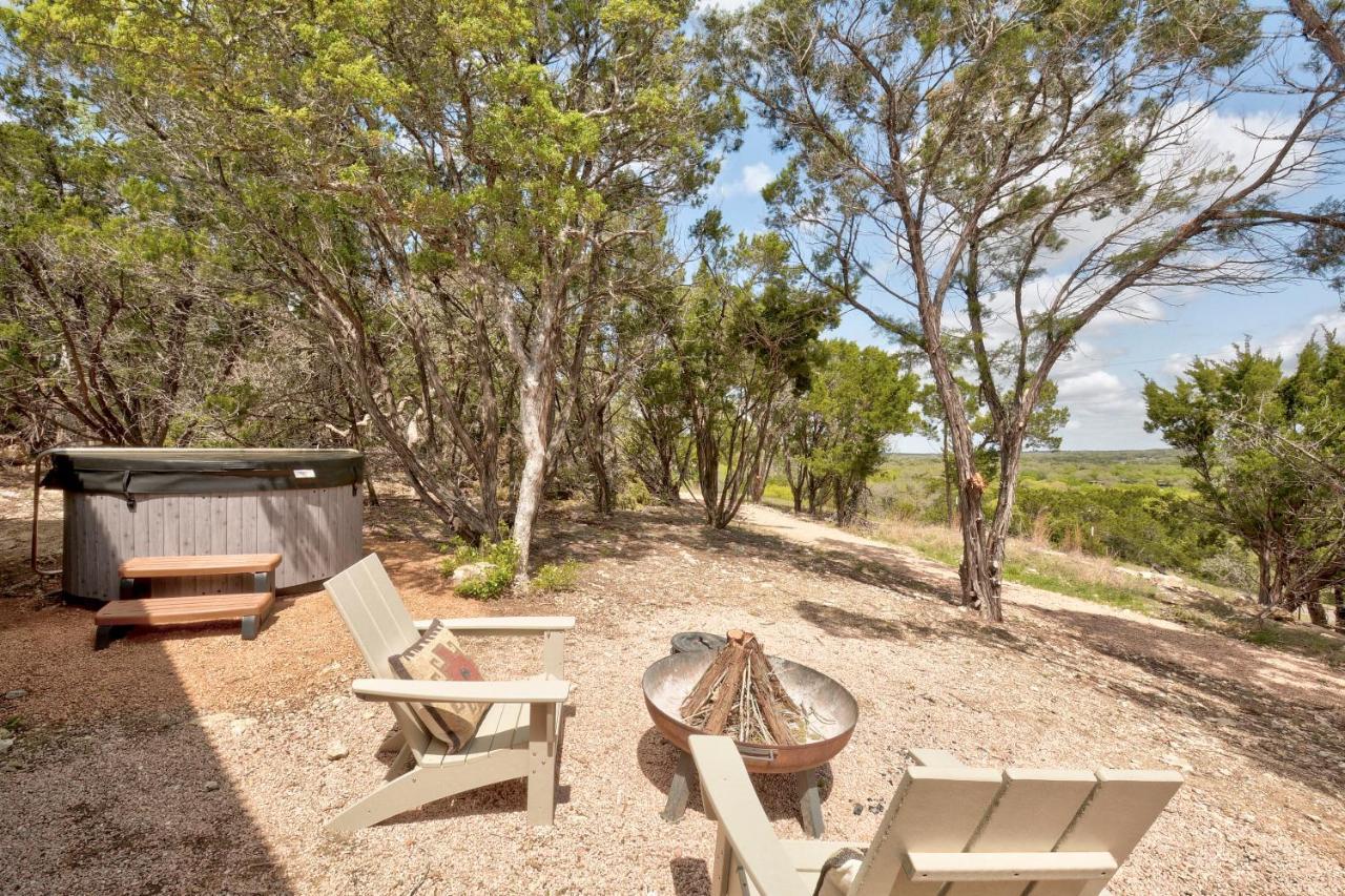 Hotel Lucky Arrow Retreat Dripping Springs Esterno foto