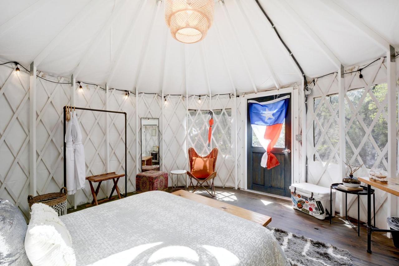 Hotel Lucky Arrow Retreat Dripping Springs Esterno foto