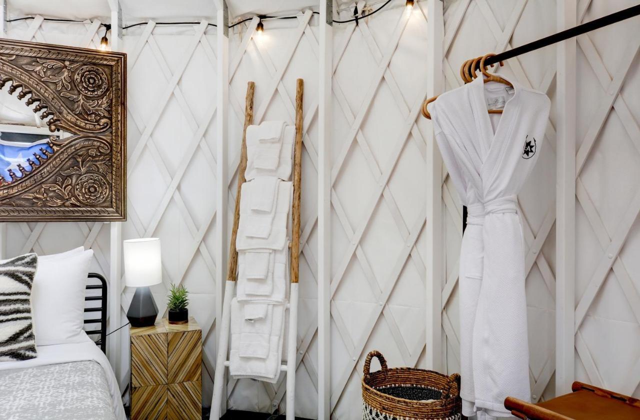 Hotel Lucky Arrow Retreat Dripping Springs Esterno foto