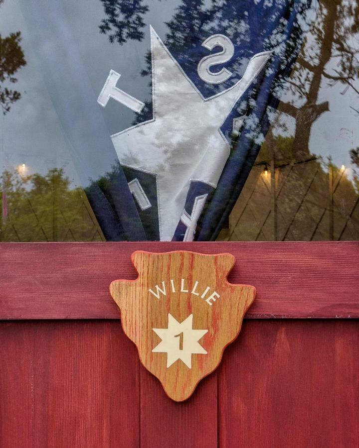 Hotel Lucky Arrow Retreat Dripping Springs Esterno foto